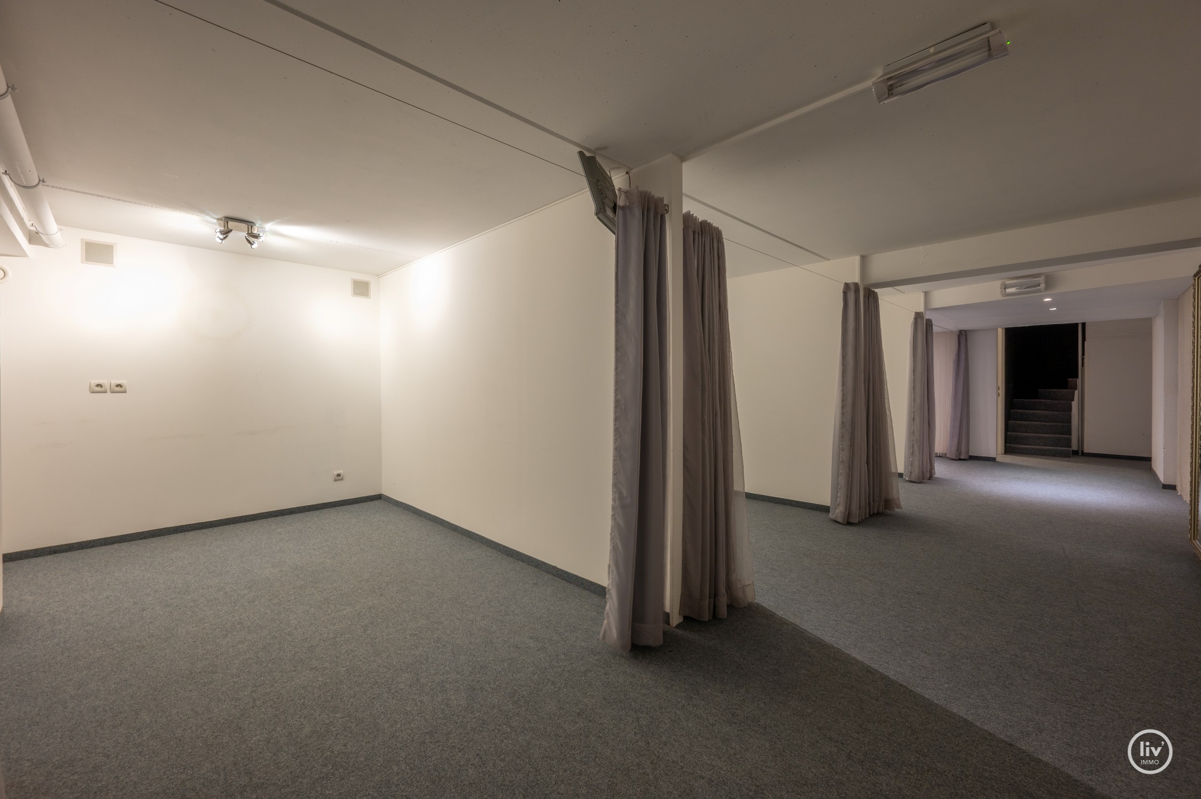 Ruim en mooi afgewerkt appartement gelegen op de zeedijk van Heist 