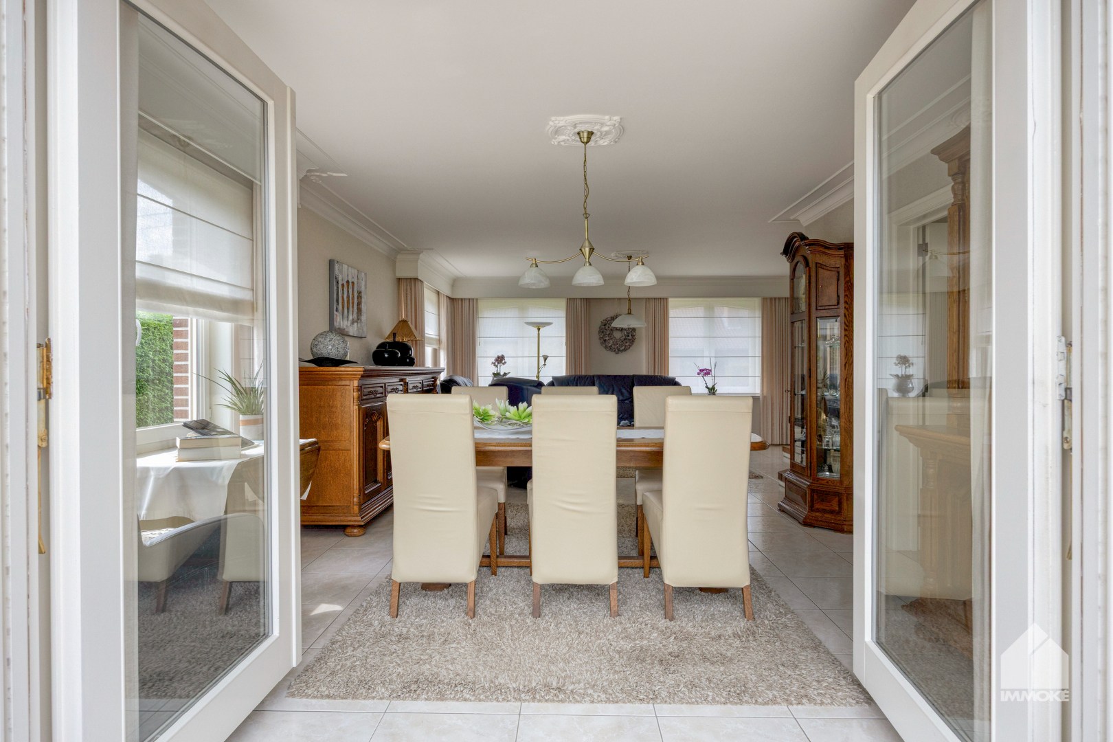 Stijlvol landhuis op 14a 88ca met aangrenzend weiland van 35a 5ca. 