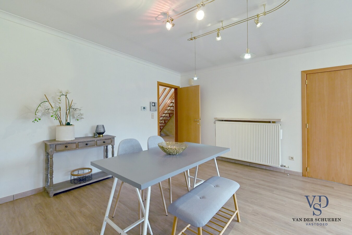 Tijdloos en ruim (> 300 m²) wonen. 