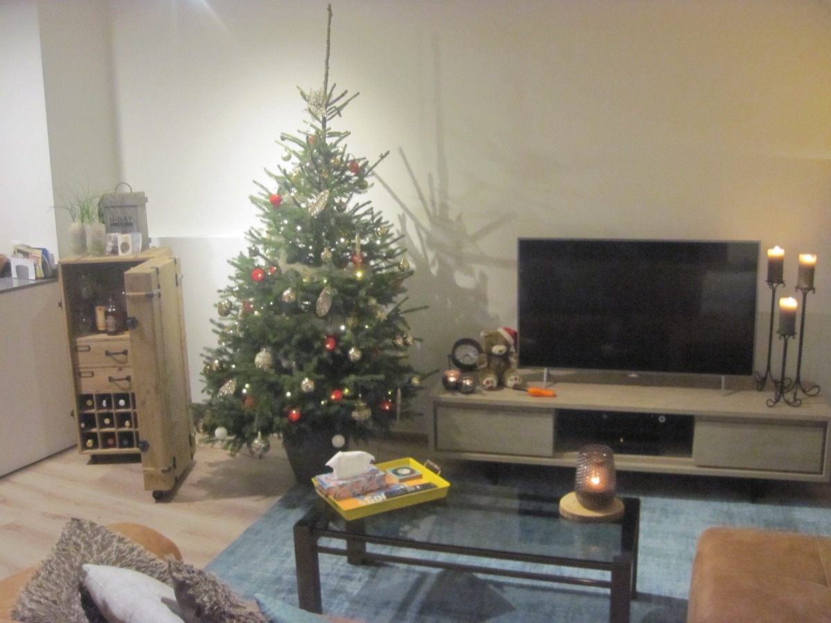 Modern appartement MET TERRAS  - energiezuinig -  nieuw - instapklaar ! 