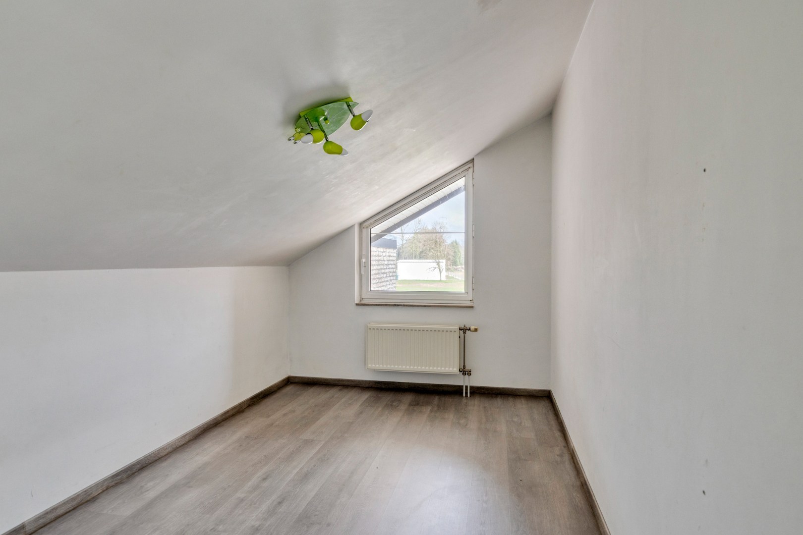 Ruime gezinswoning met 4 slpk. nabij Geel-Centrum 