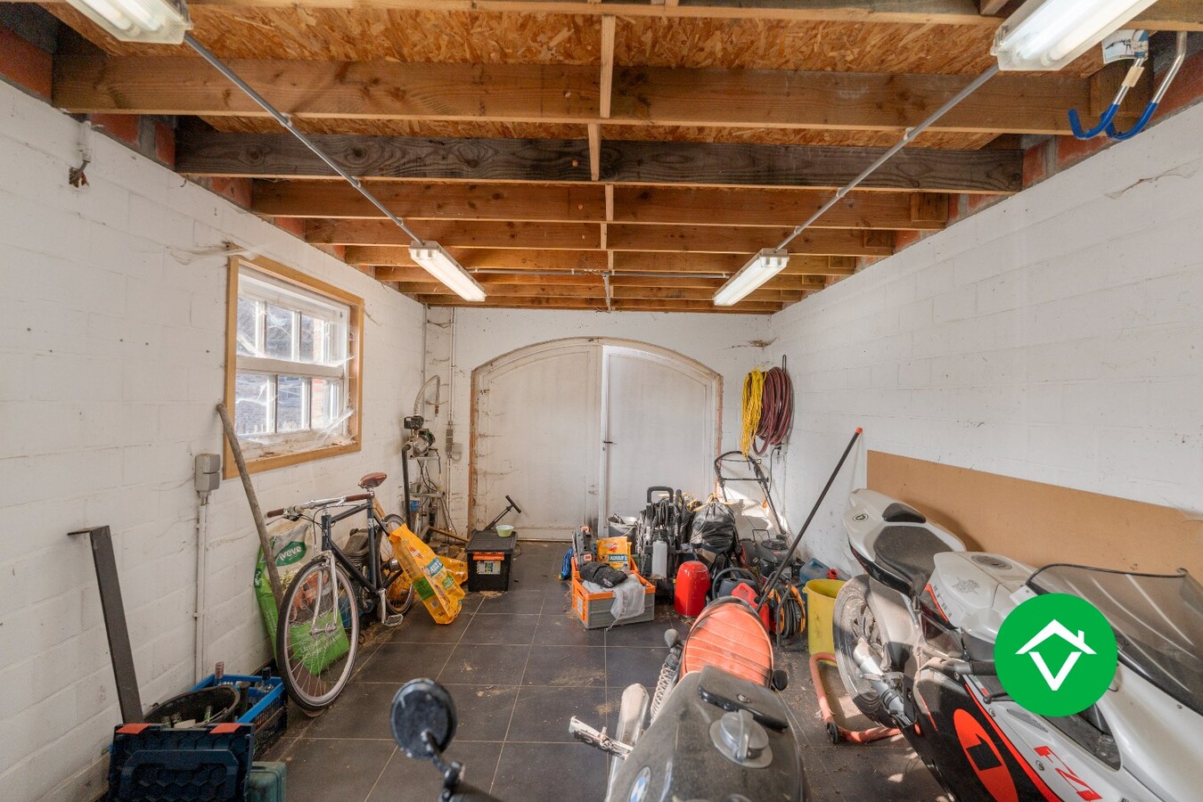 Charmante landelijke woning met drie slaapkamers, ruime garage en prachtig vergezicht te Bovekerke (Koekelare) 