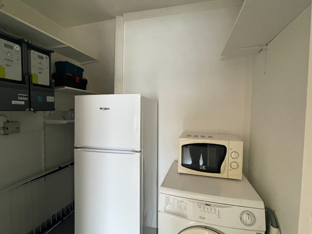 Rijwoning met 2 slaapkamers en tuin te Roeselare 