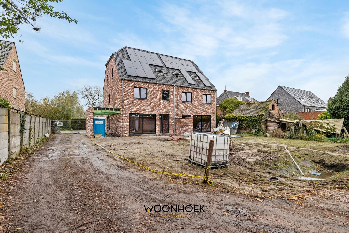 Nieuwbouwwoning in pastorale stijl met 5 slaapkamers 