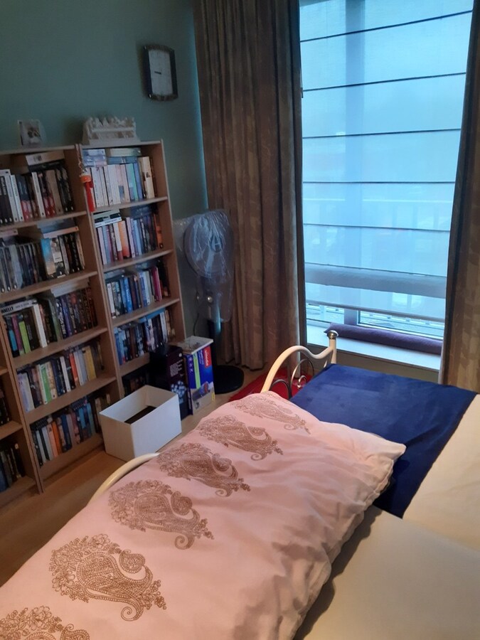 Ruim appartement met 2 terrassen. 