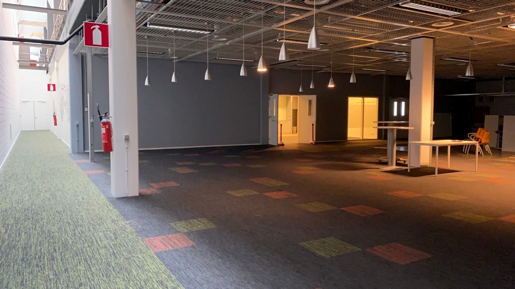 Flexibel in te delen kantoren te huur nabij R8 in Kortrijk