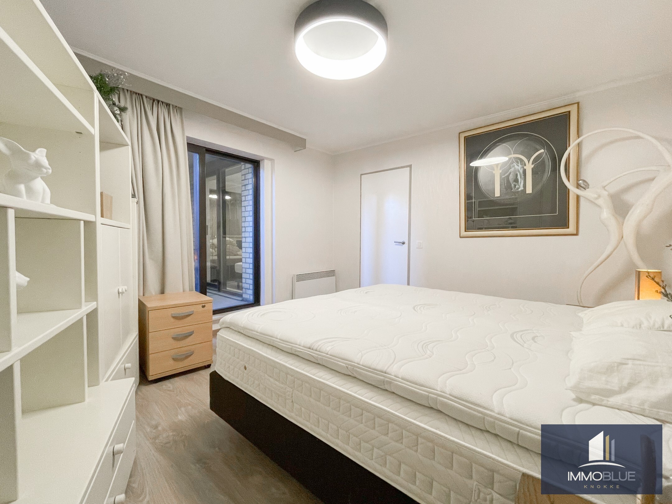 Appartement prêt à emménager situé sur la Place du Phare. 