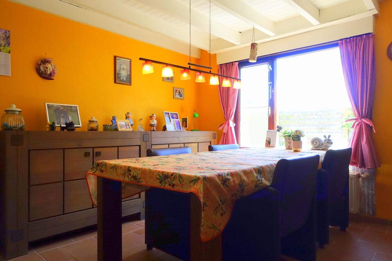 Rustig gelegen villa te Roksem 