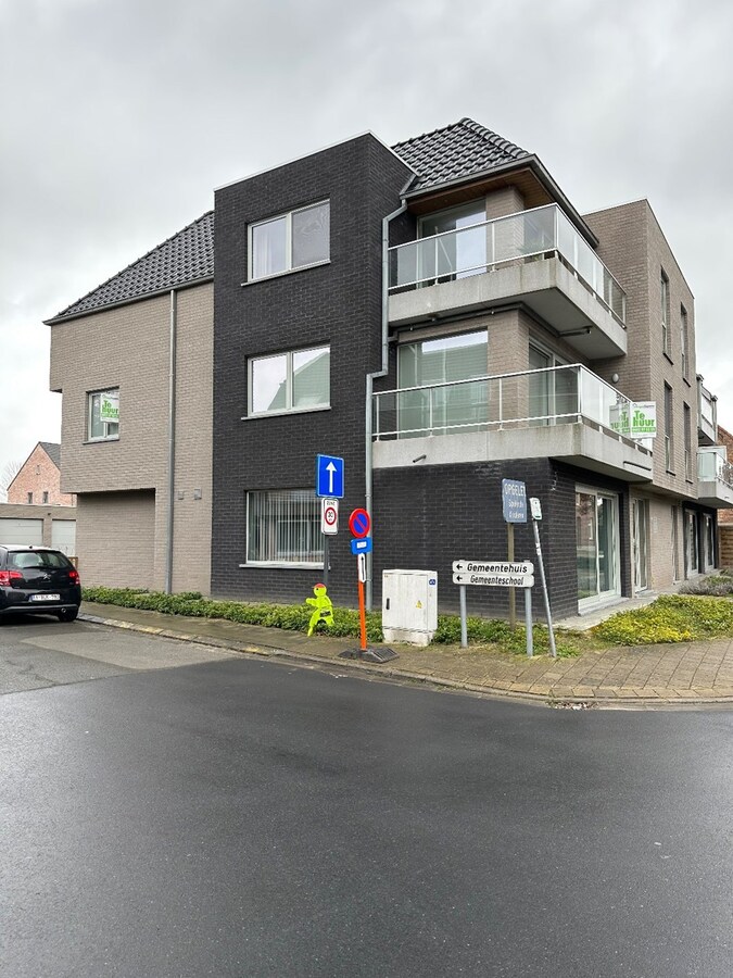 Appartement met 2 slaapkamers en garage te Ichtegem 