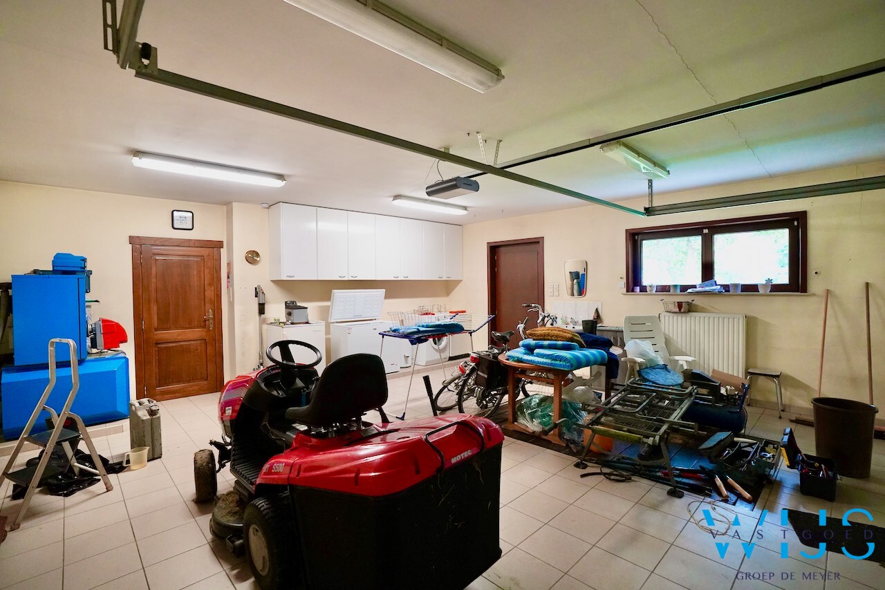 Tijdloze woning op 4.299 m² te Ertvelde 