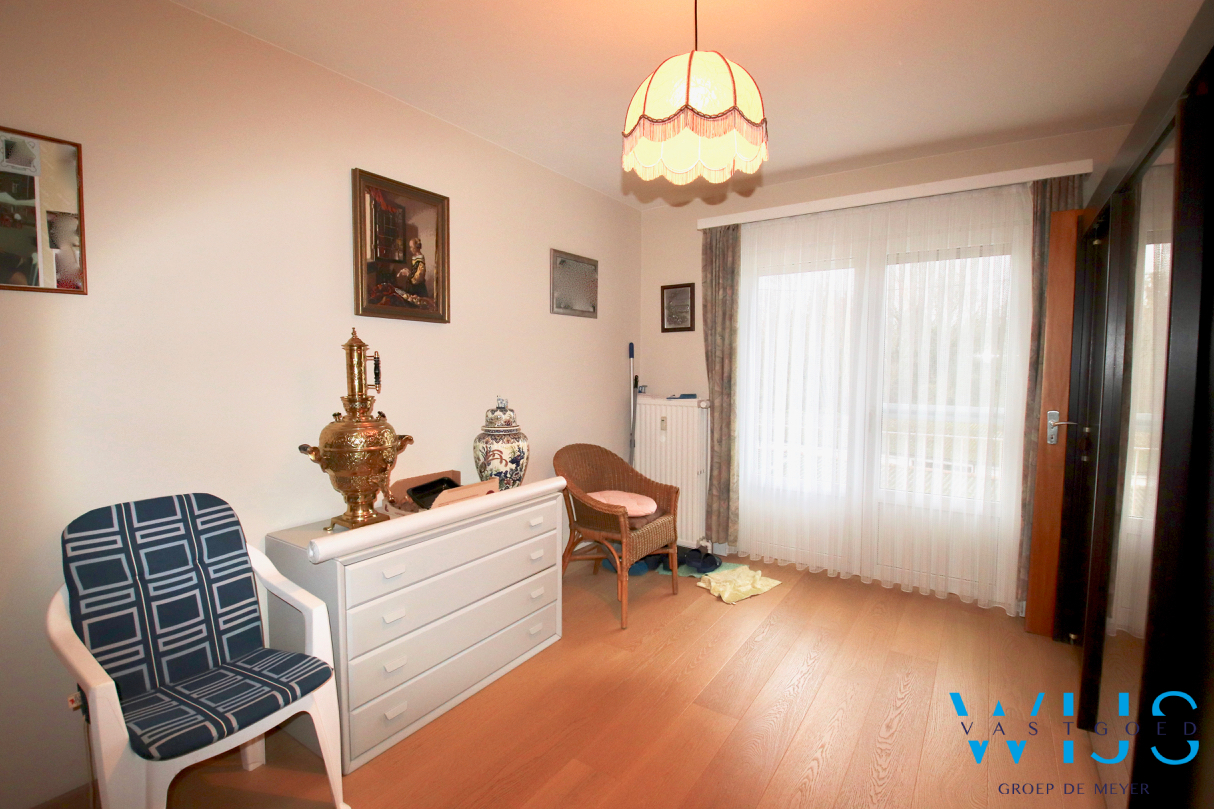 Instapklaar 2 slaapkamerappartement met terras te Wondelgem ! 