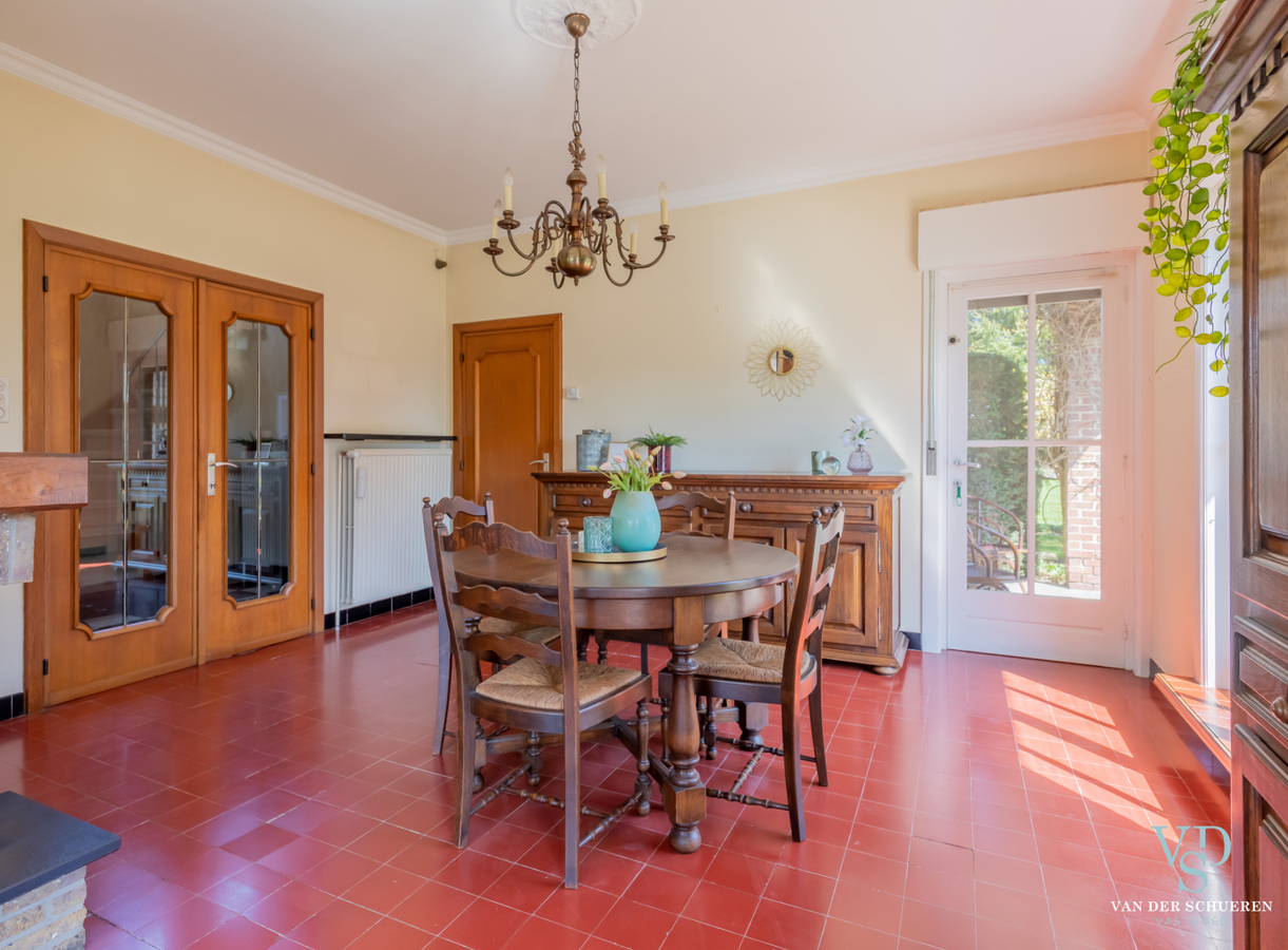 Karaktervolle, charmante villa te Zingem. 