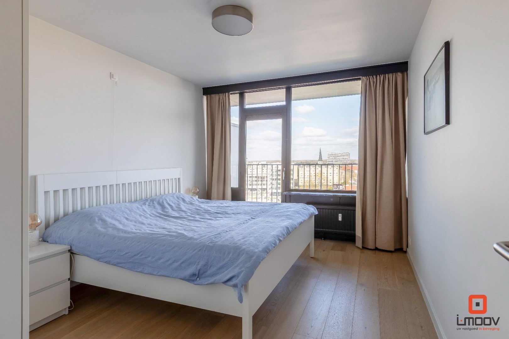 Prachtig, instapklaar 2 slaapkamer appartement met een open en wijds zicht op de stad 