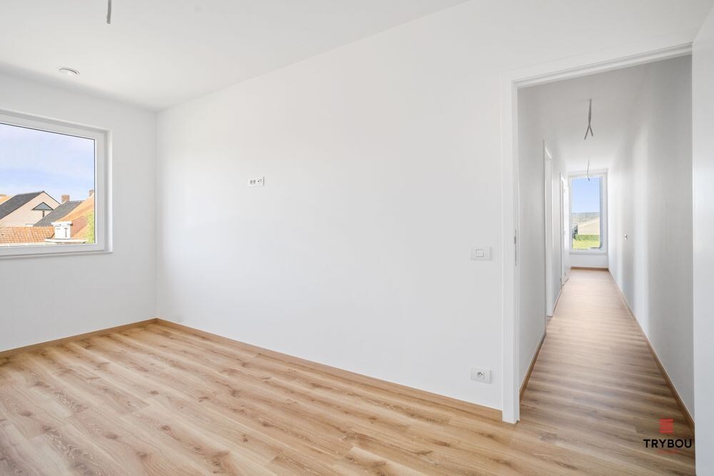 Moderne halfopen nieuwbouwwoning met 3 slaapkamers 