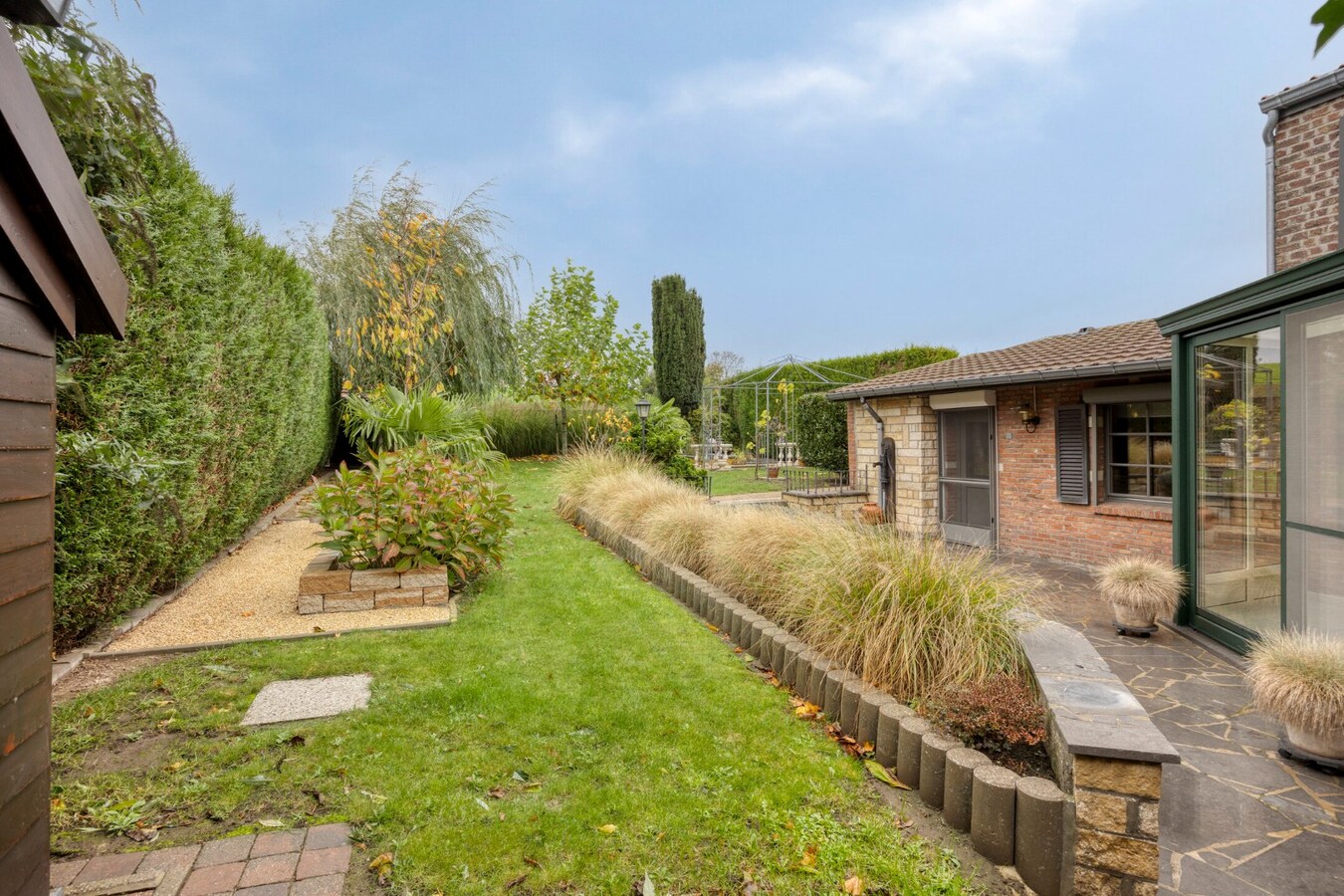 Open bebouwing met 3 slaapkamers in landelijke omgeving 