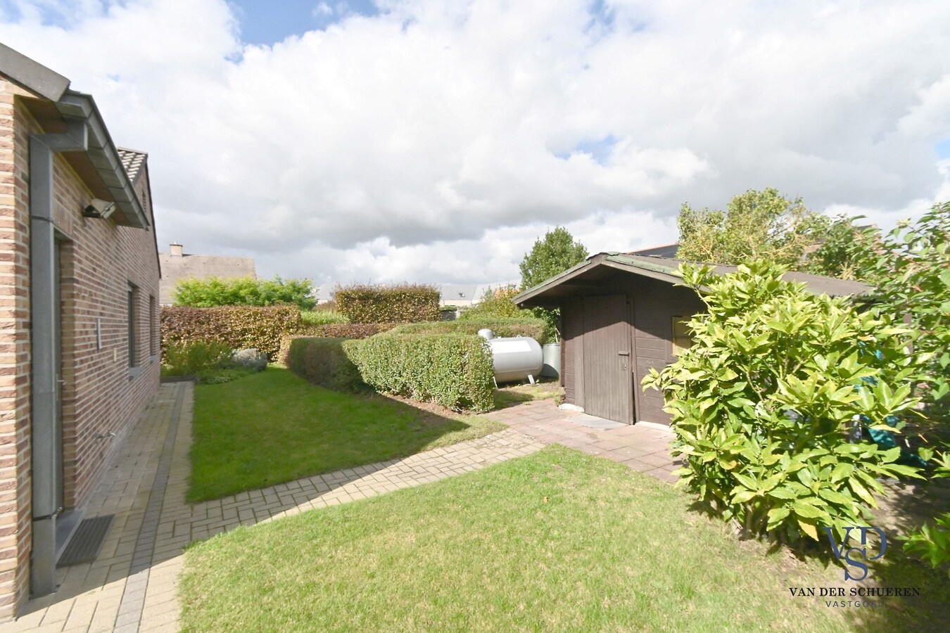 Tijdloze bungalow in een residentiële verkaveling 