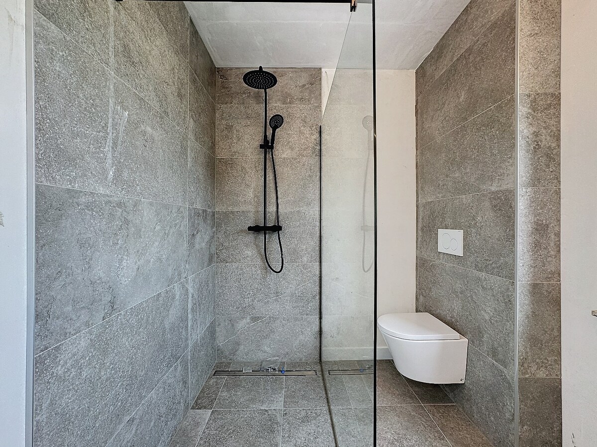 Top renovatieproject op residentiële ligging te Bevegem 