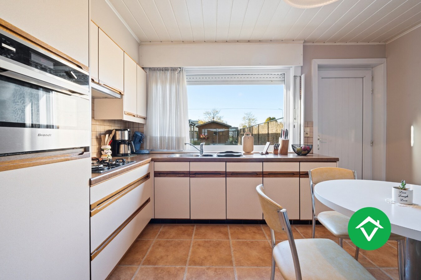 Gezinswoning met 4 slaapkamers  in rustige woonwijk te Roeselare 