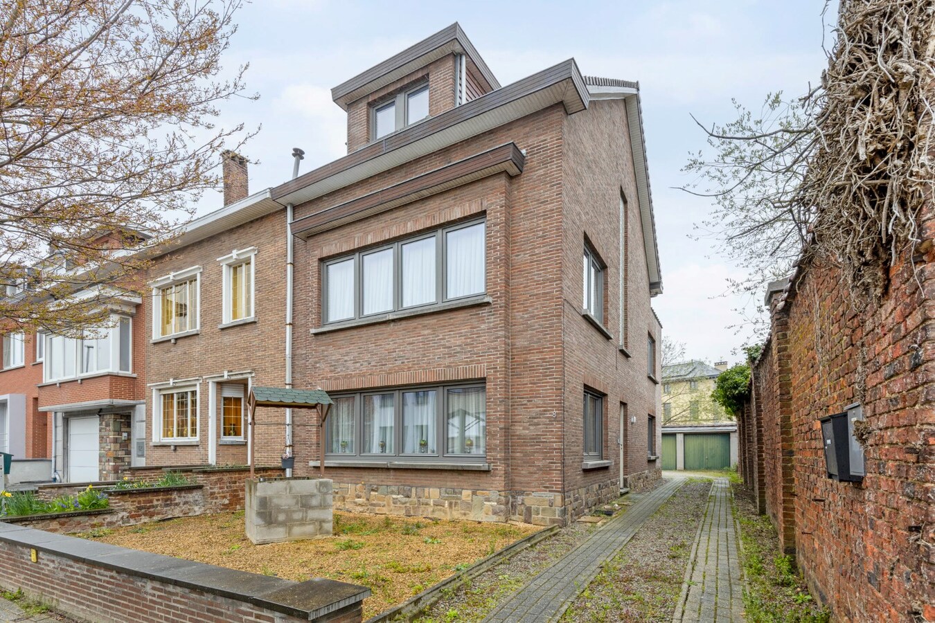 Verkocht gebouw - Halle