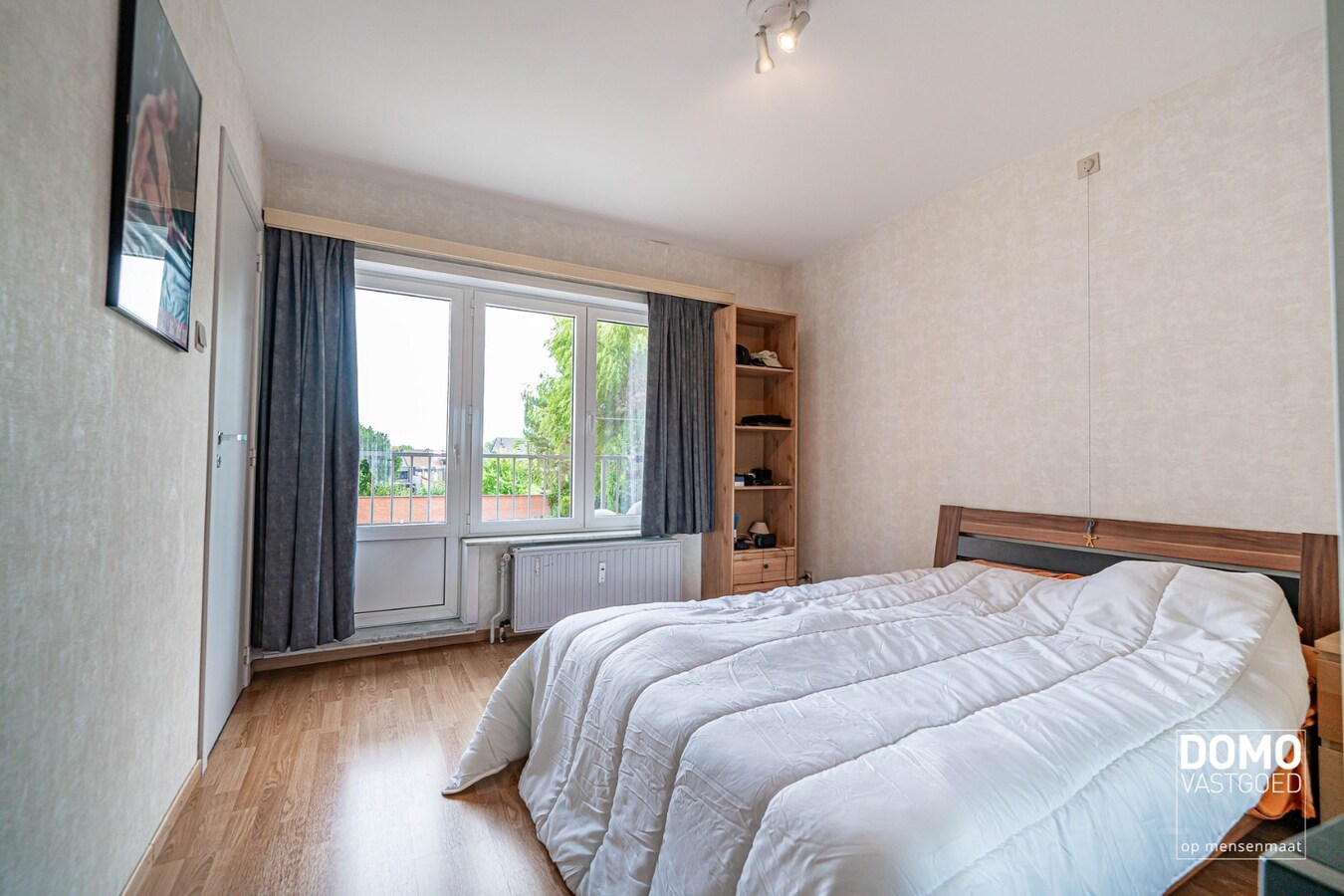 INSTAPKLAAR 1 SLAAPKAMERAPPARTEMENT VAN 58M2 MET TERRAS, GARAGEBOX EN BERGING BINNEN DE GROTE RING VAN HASSELT 