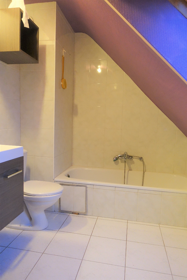 Ruim duplexappartement te Gistel 