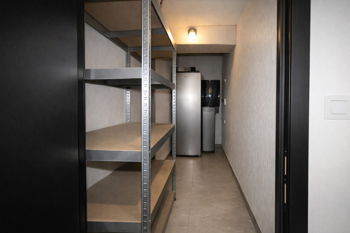 Te koop: Charmante halfopen gezinswoning met 4 slaapkamers en zuidgerichte tuin in hartje Sint-Niklaas! 