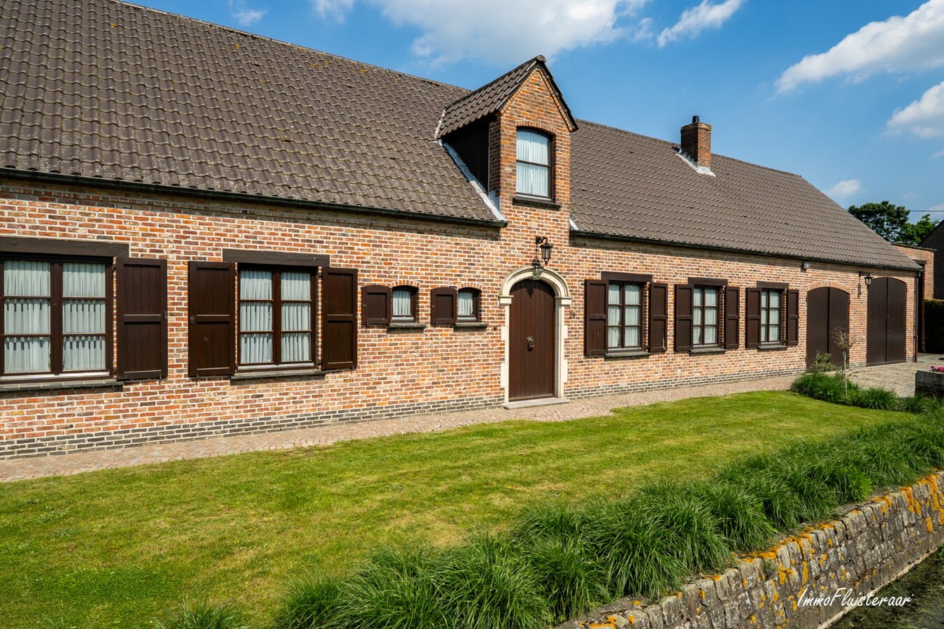 Idyllische langgevelhoeve met stalgebouw op ca. 16.473 m² te Lier    BEZOEKDAG OP AFSPRAAK ZATERDAG 20 JUNI 10U-14U 