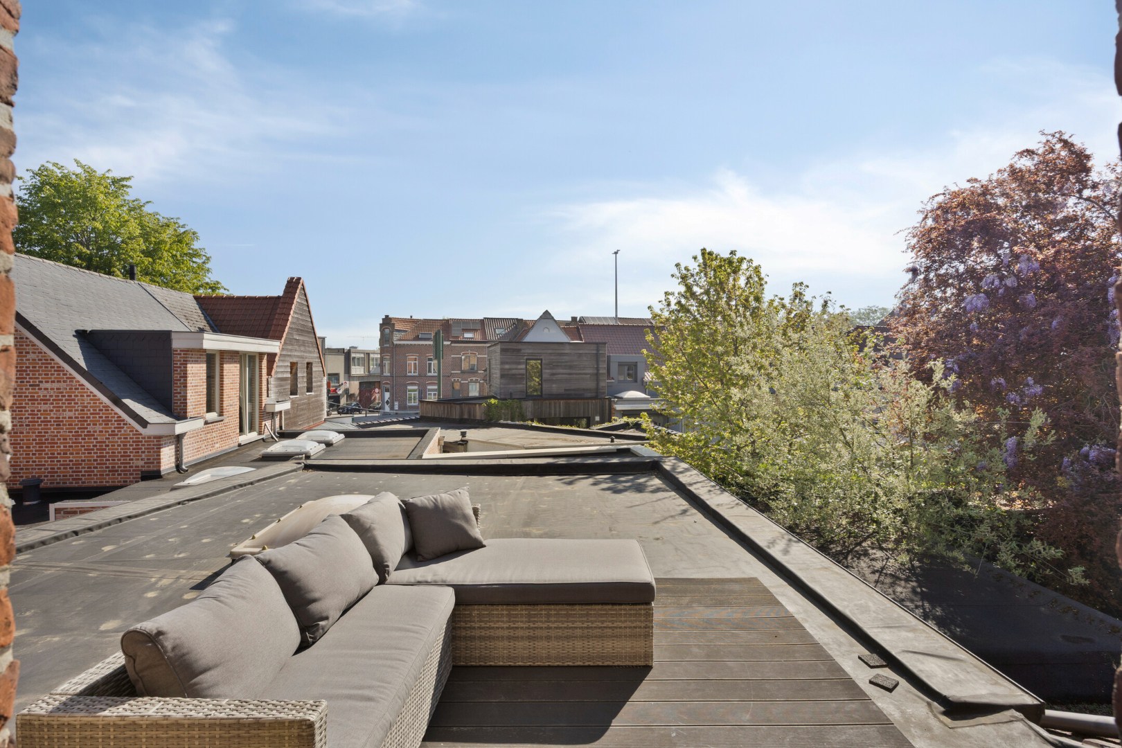 Gezellige rijwoning centraal gelegen bij UZ Leuven en het centrum met zeer ruime garage! - bewoonbare opp. 73 m² 