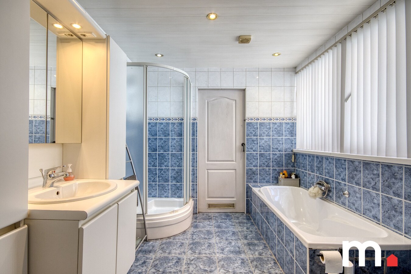 Woning te Heule met 5 slaapkamers op toplocatie! 