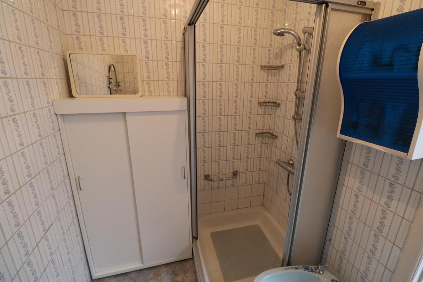 Woning met mogelijkheid tot commmerciële ruimte op 1398m² te Aartrijke 