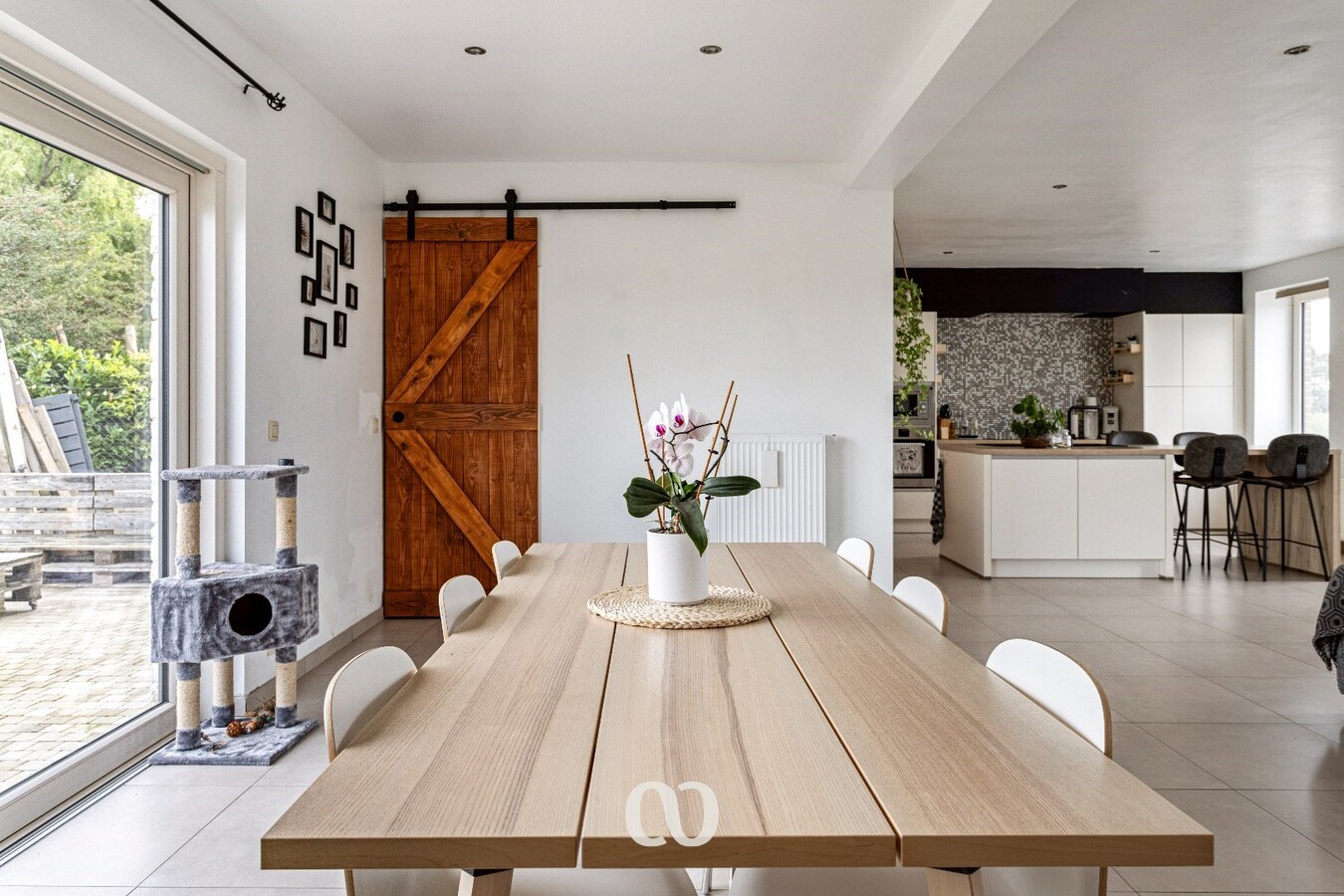 Ruime, gerenoveerde woning op prachtige ligging 