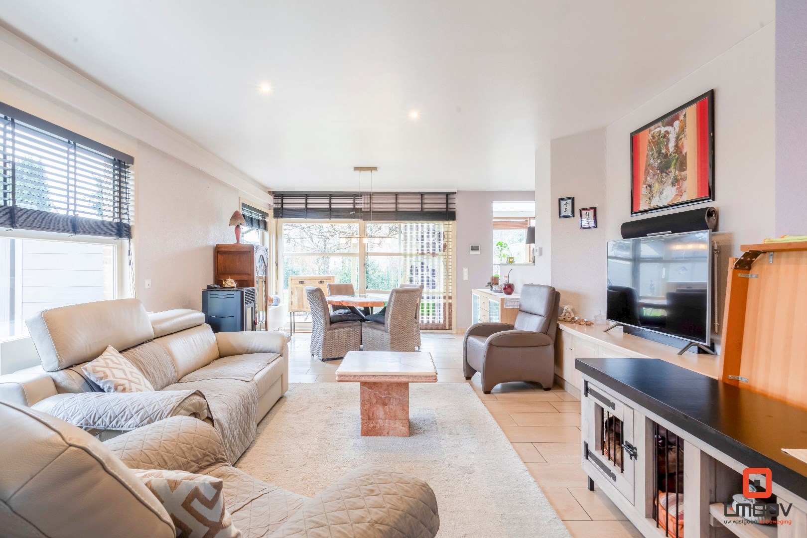 Perfect gelegen gezinswoning met prachtige tuin 