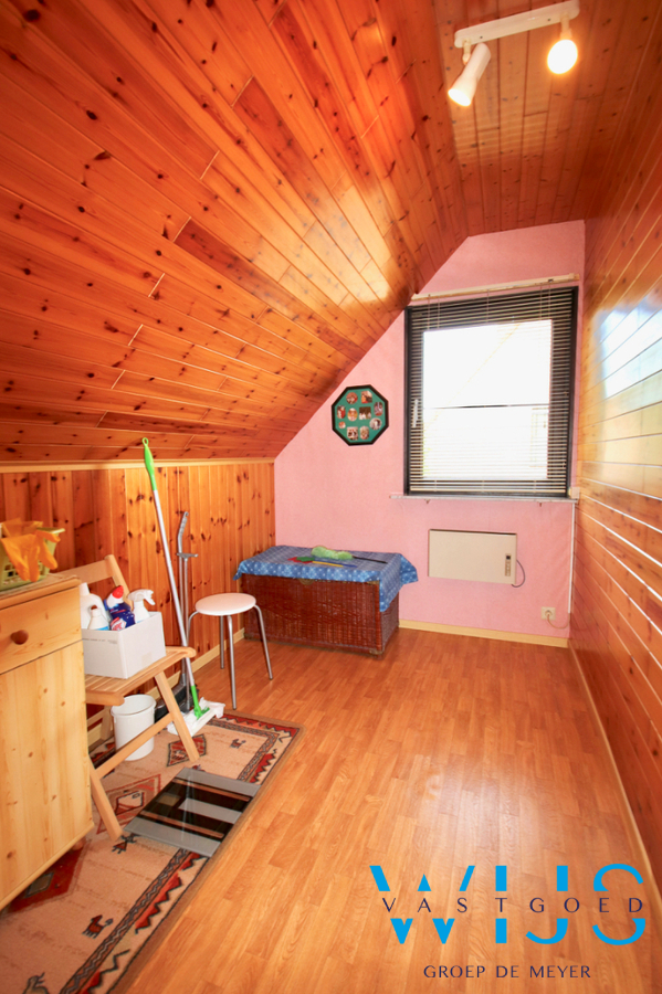 Enorm rustig &amp; goed gelegen woonhuis te Ertvelde ! 