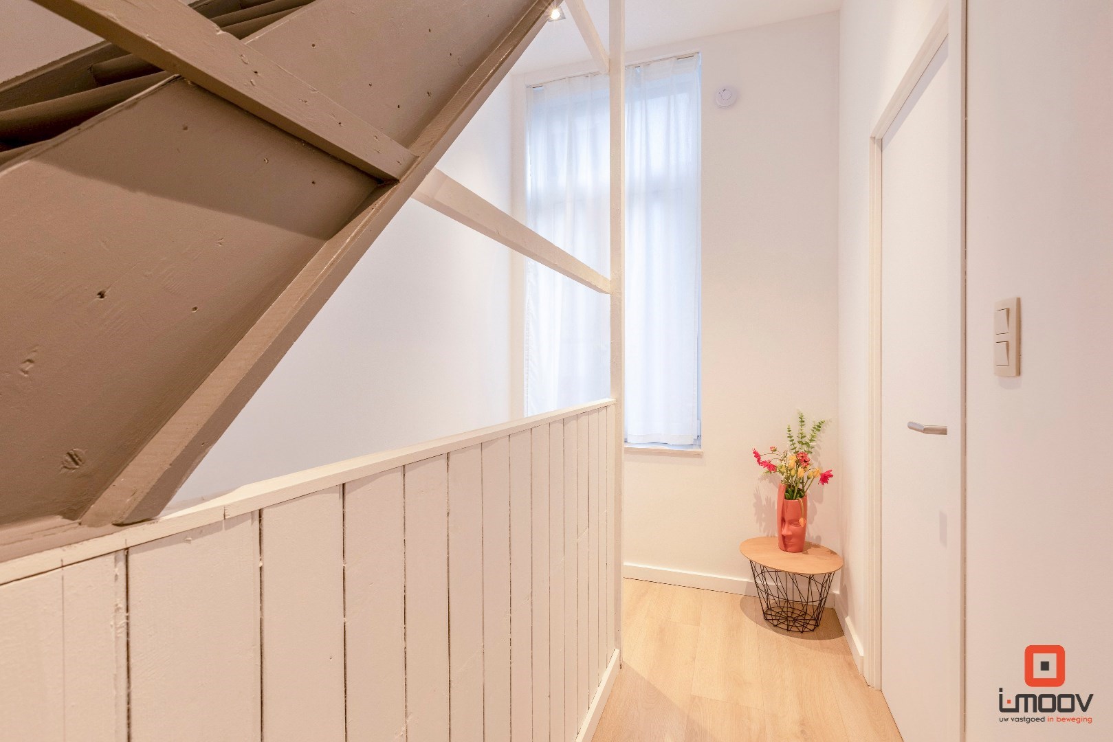Gerenoveerd huis met 2 badkamers en 2 keukens 