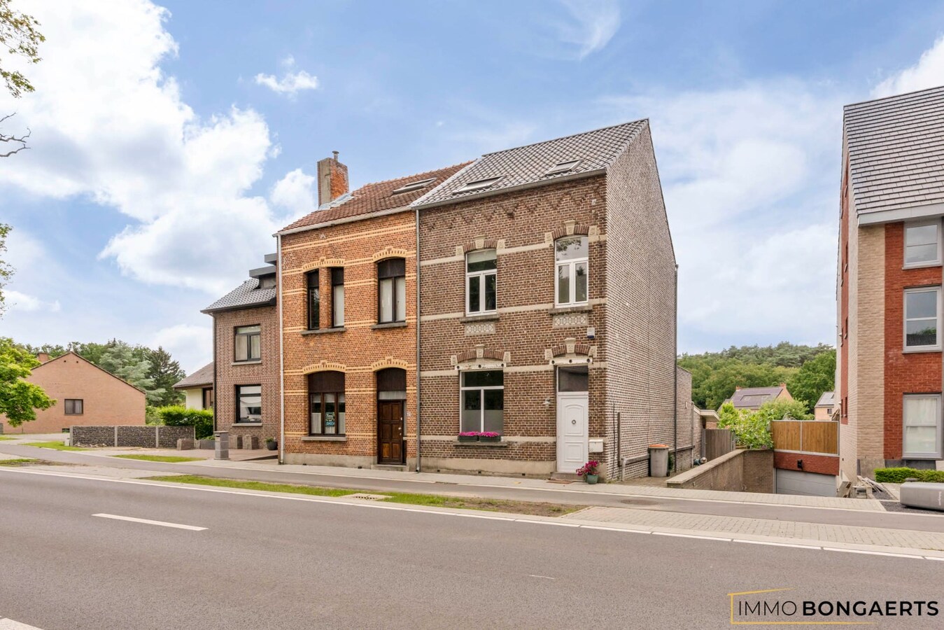 Karaktervolle woning met 4 slaapkamers, tuin en garage. 