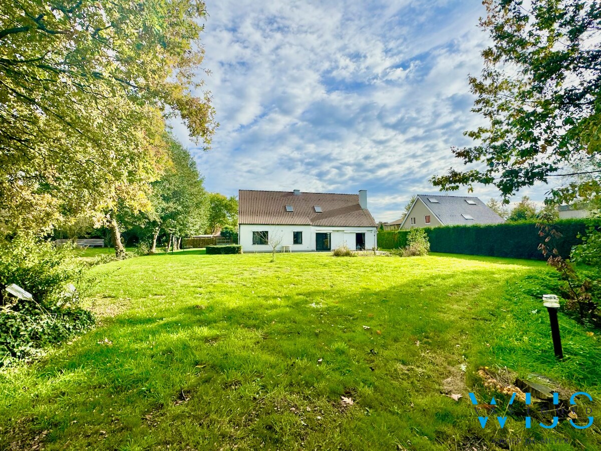 Tijdloze woning op 4.299 m² te Ertvelde 