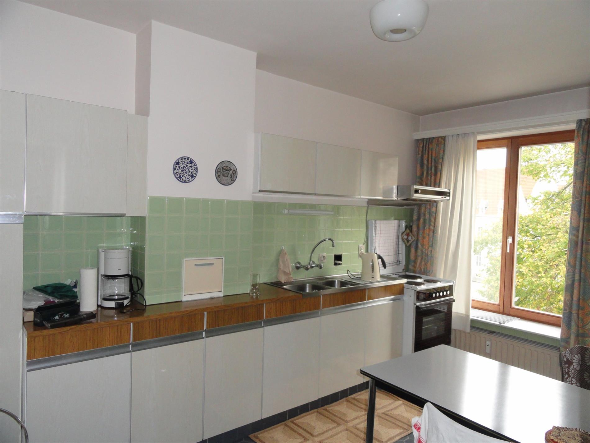 Groot lichtrijk appartement met zicht op Augustijnenrei 