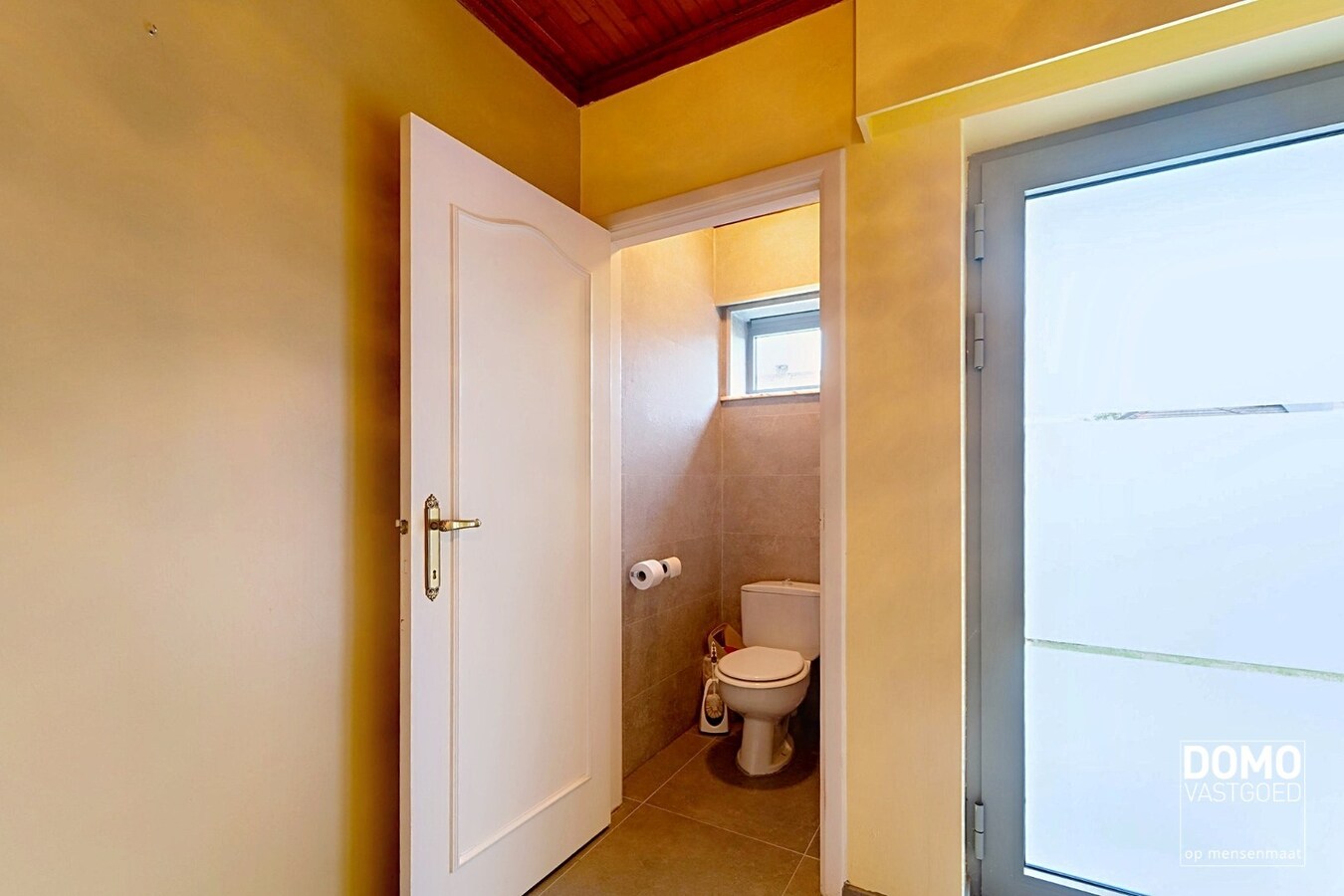 Ruime woning met weiland te koop te Alken 