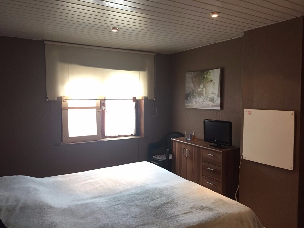 INSTAPKLARE CENTRAAL GELEGEN WONING NABIJ WELLINGTON GOLF CLUB 