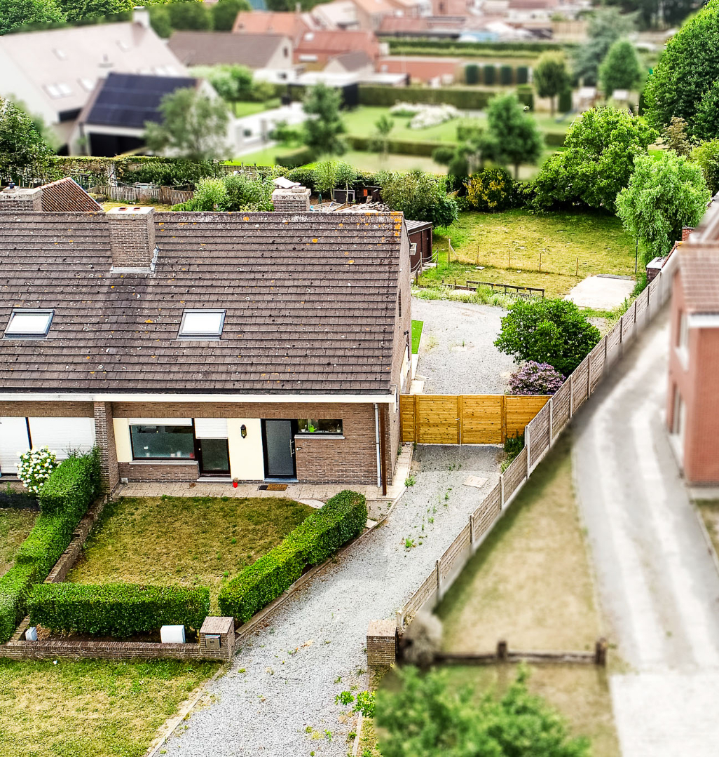 Ruime gerenoveerde woning  op 708m² te Maldegem 