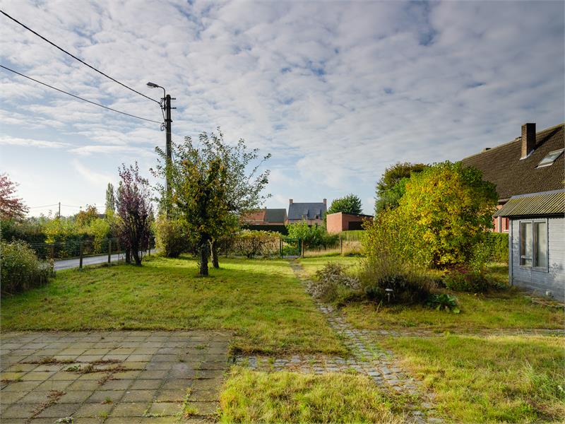 Landelijk gelegen woning met grote tuin 