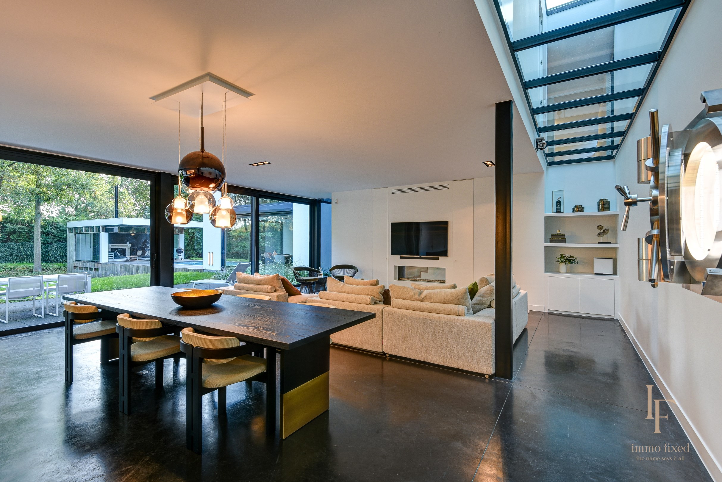 Luxe villa met 4 SLKS en praktijkruimte te SCHILDE! 