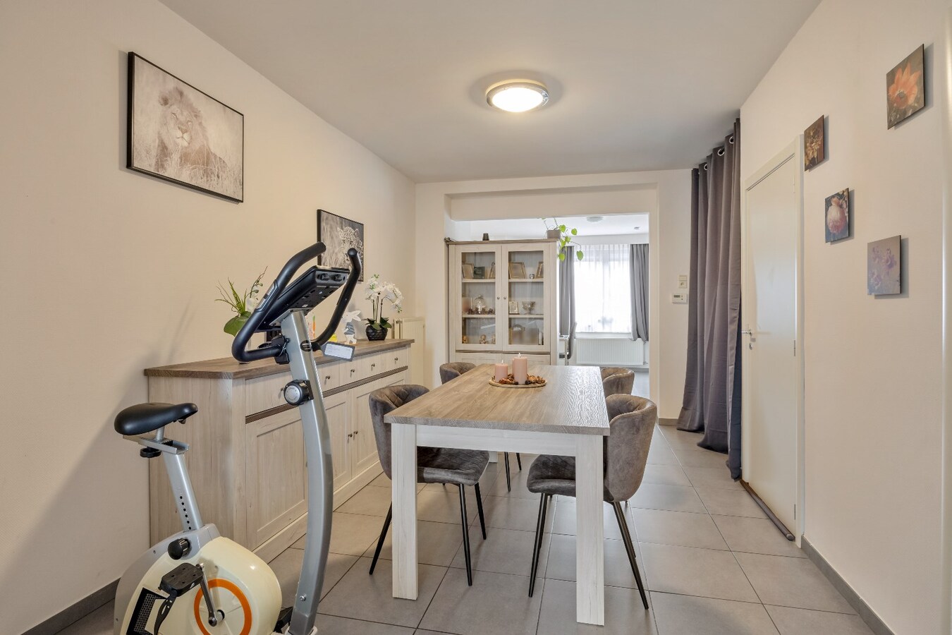 Opbrengsteigendom met vier eenheden 