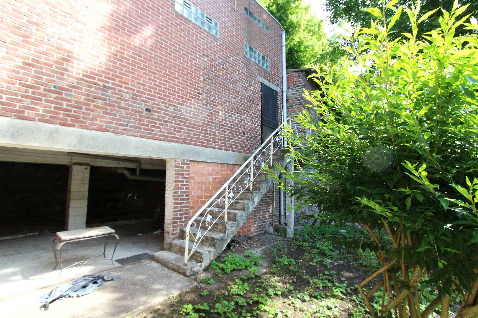 RIANT APPARTEMENT MET 3 SLAAPKAMERS EN GROOT TERRAS 