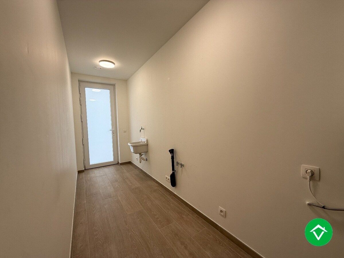 Nieuwbouwwoning met 3 slaapkamers, carport en tuin 