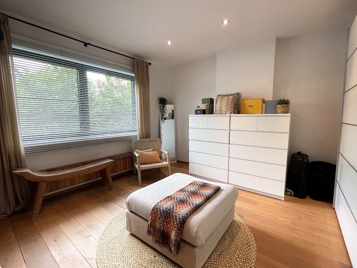 Prachtige ruime woning in zeer rustige omgeving nabij centrum Hasselt 