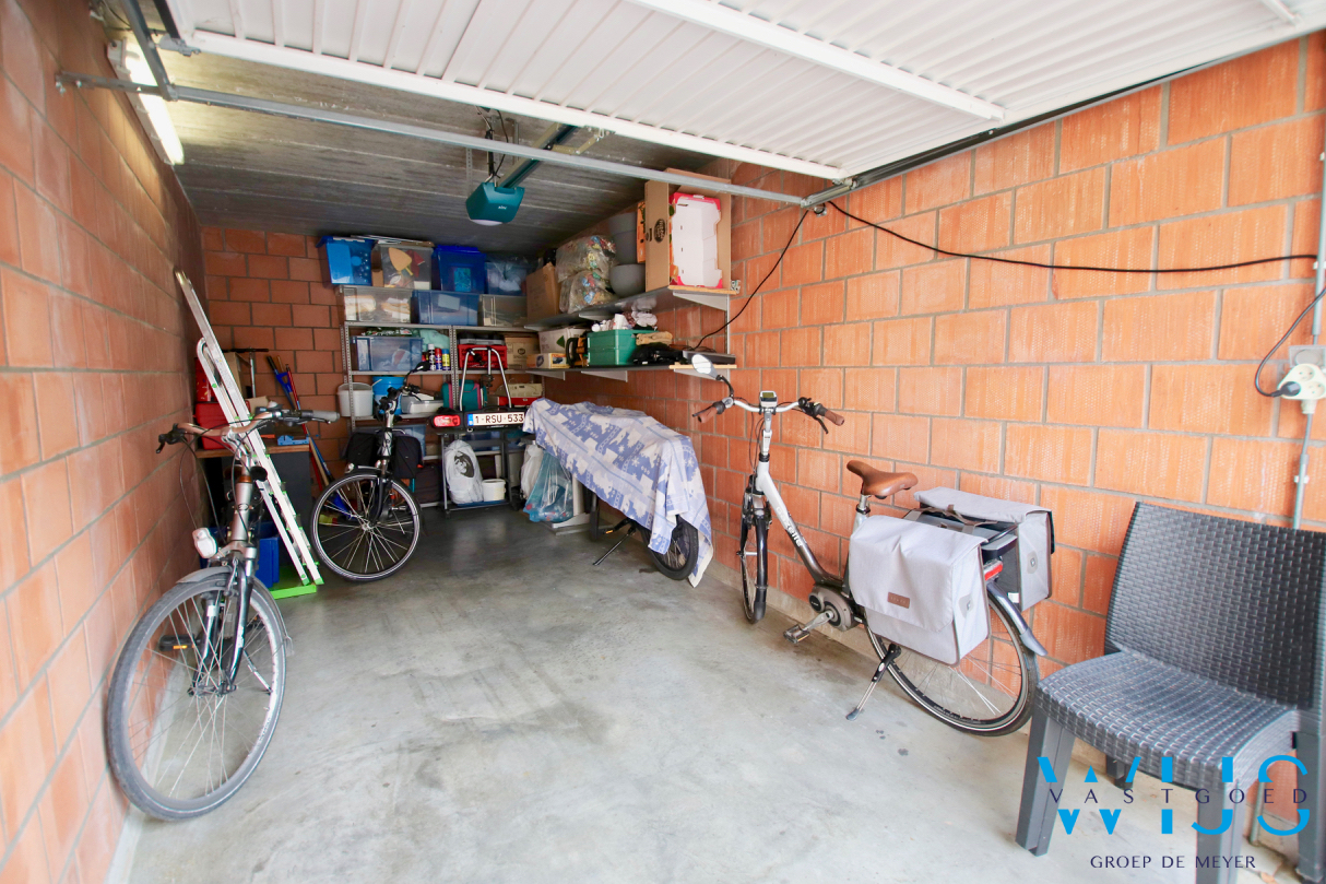 Instapklaar gelijkvloersappartement MET garage in hartje Ertvelde! 