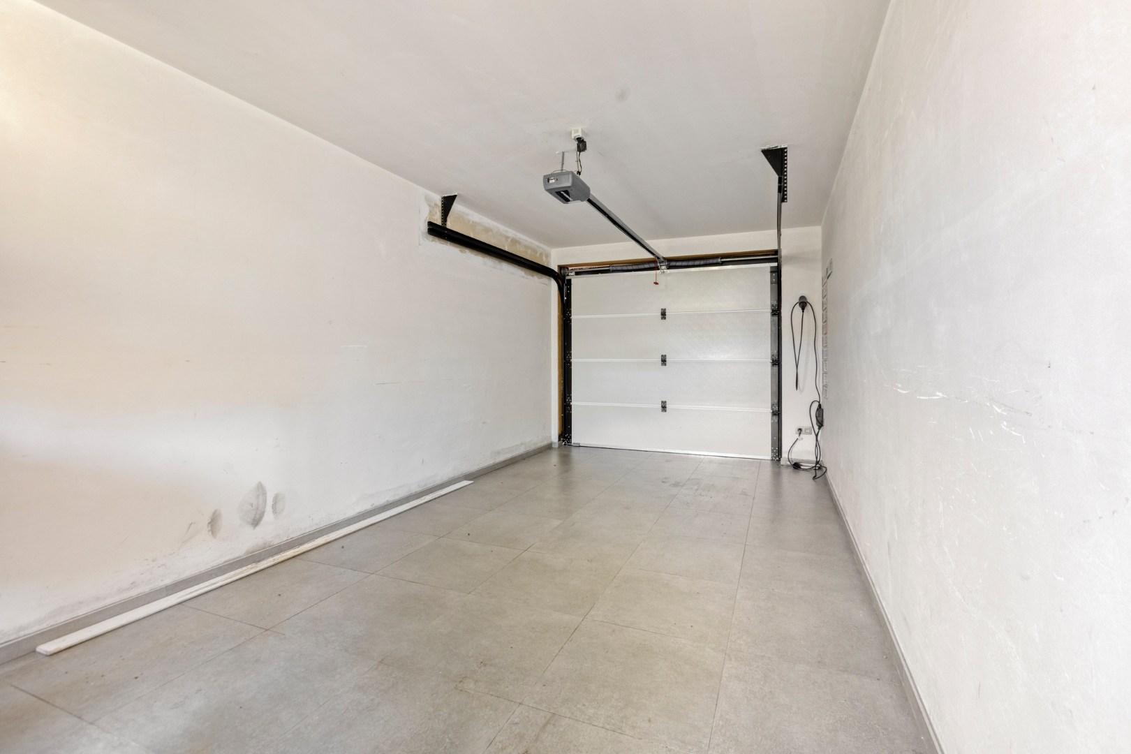 Exclusieve en energiezuinige villa met 5 slpk. in Geel 