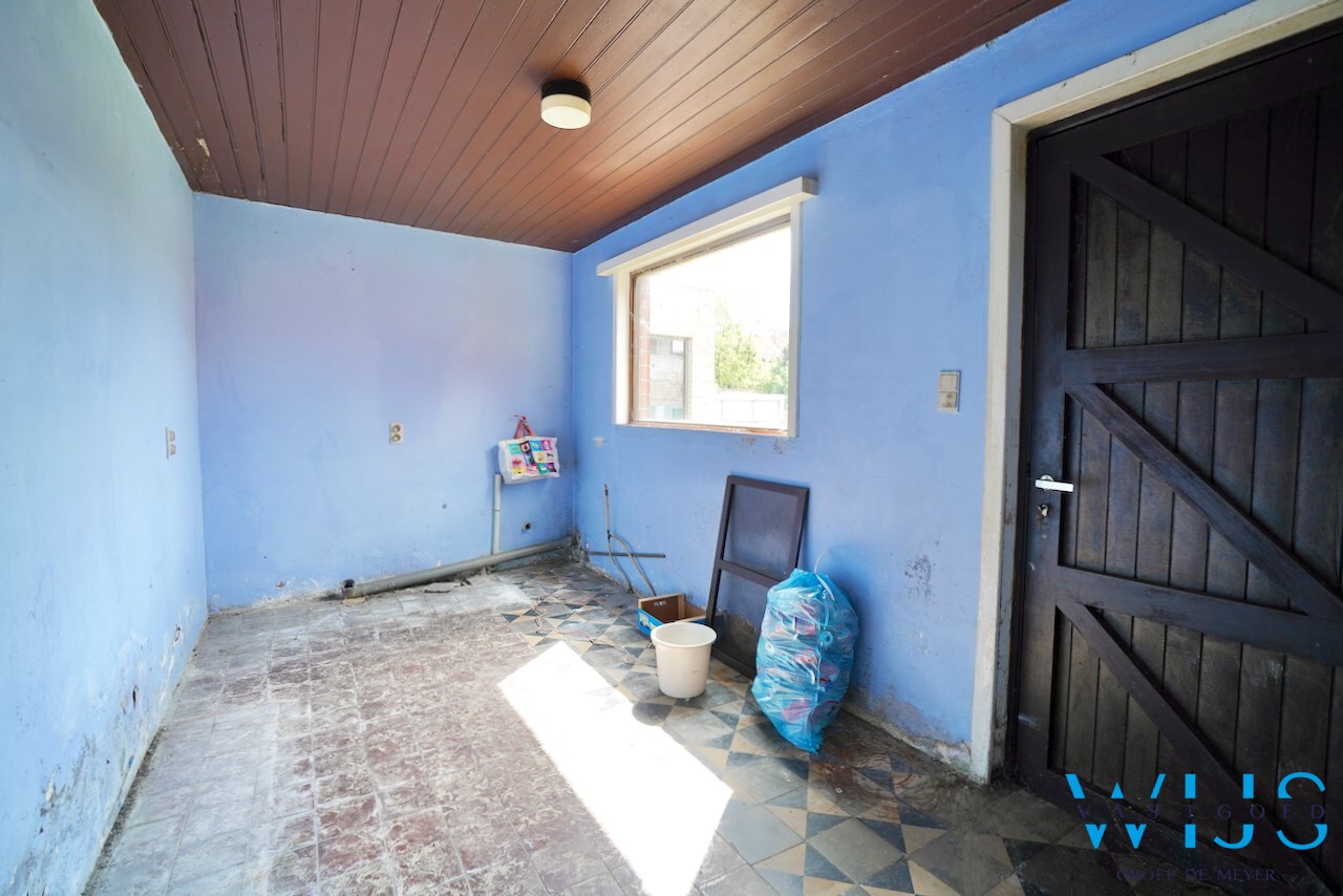 Interessant renovatieproject in hartje Assenede ! 