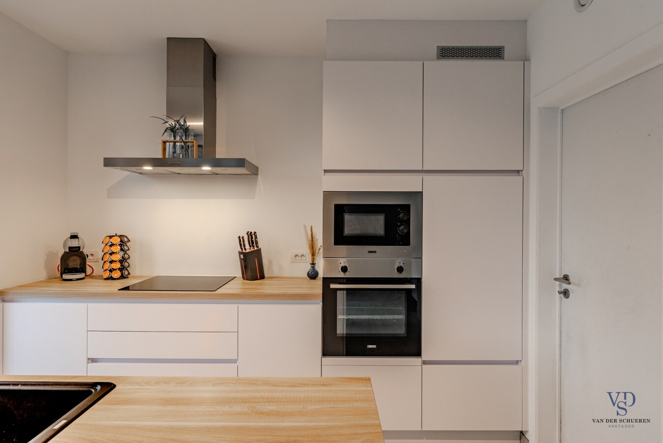 Recente, quasi-nieuwbouwwoning – instapklaar en energiezuinig (BEN) 